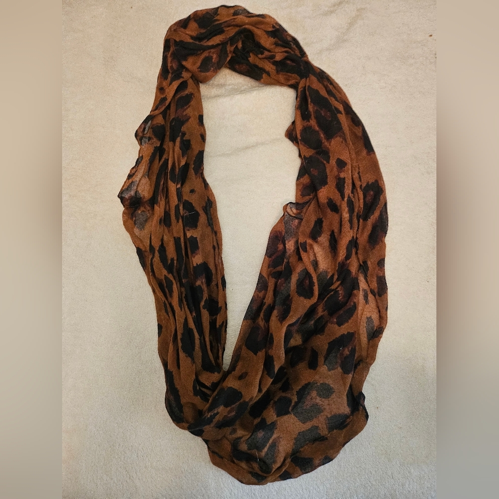 Leopard Peint Infinity Scarf